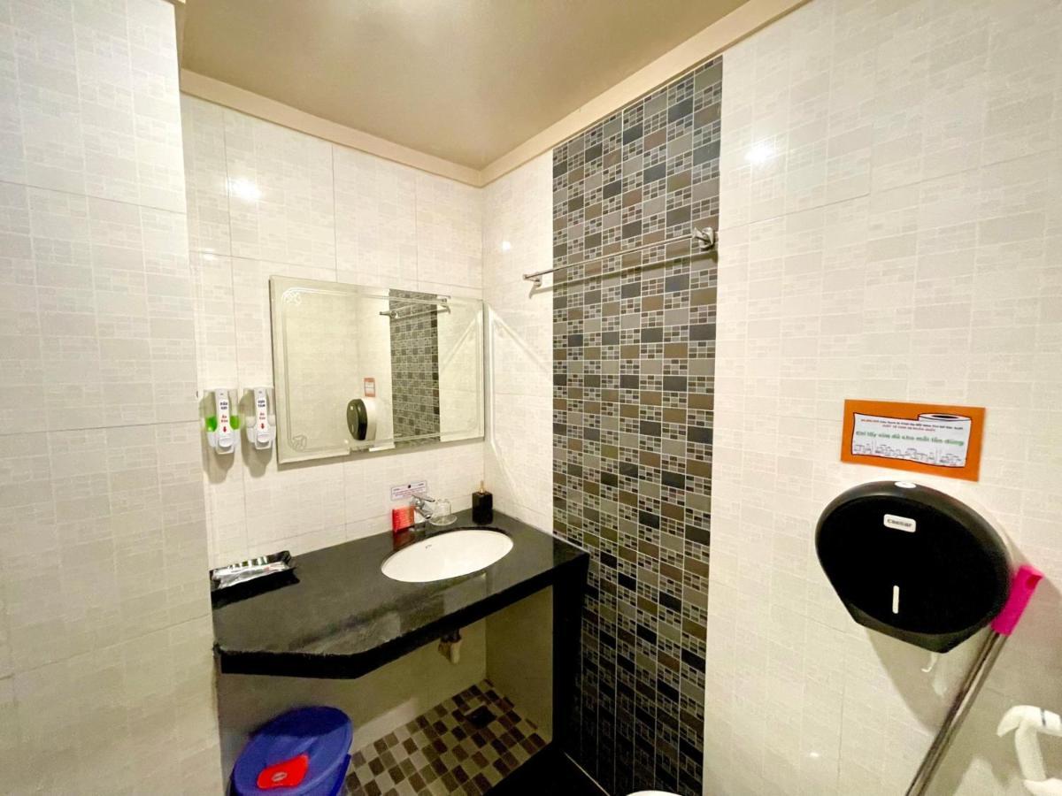 Hong Phuc Hotel 2 Da Nang Esterno foto